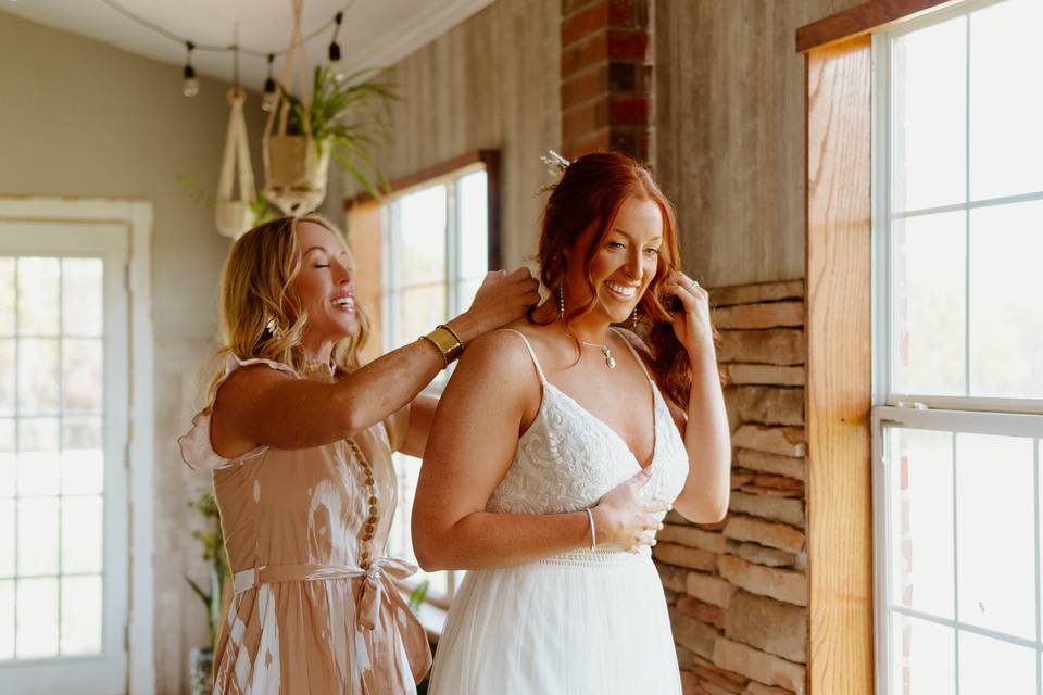 Bride and Mom getting ready