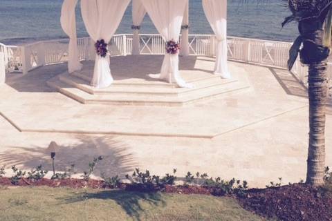 Wedding Gazebo Hyatt Ziva in Jamaica