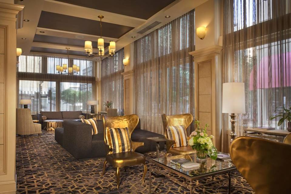 Ashton Lobby