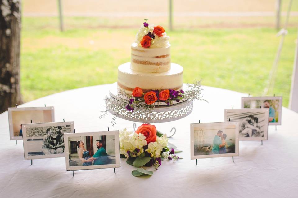 2 layered wedding cake