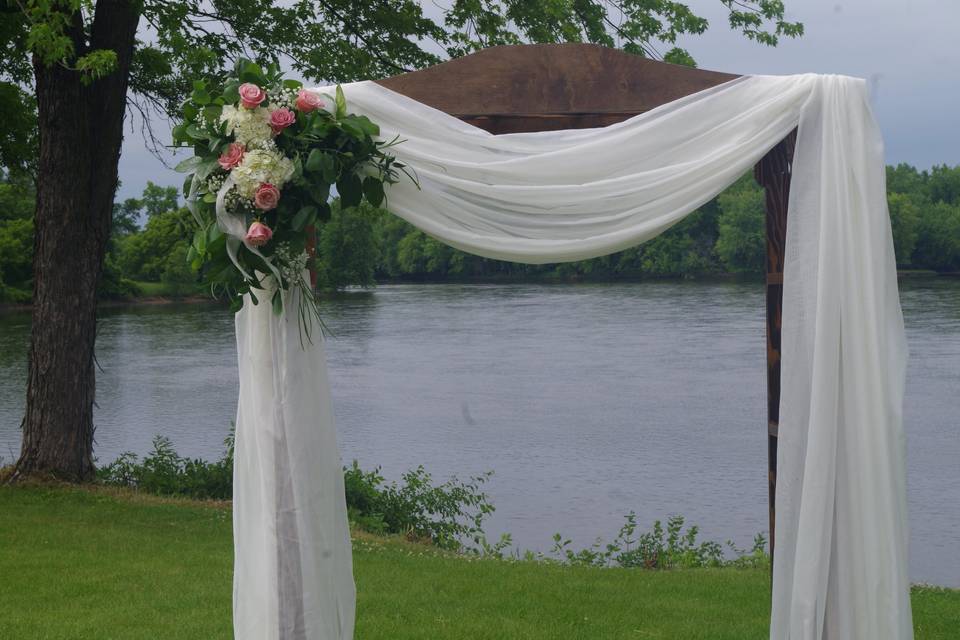 Riverside vows