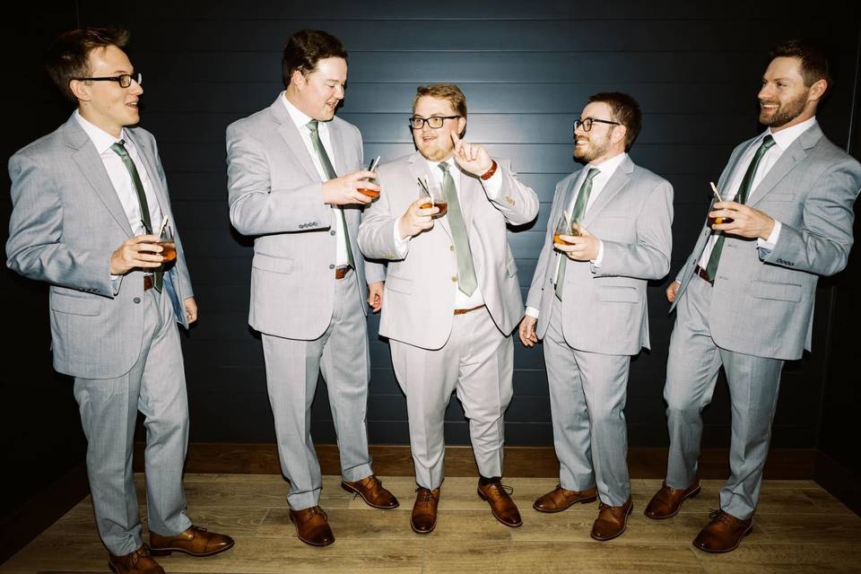 Groomsmen Ready Room