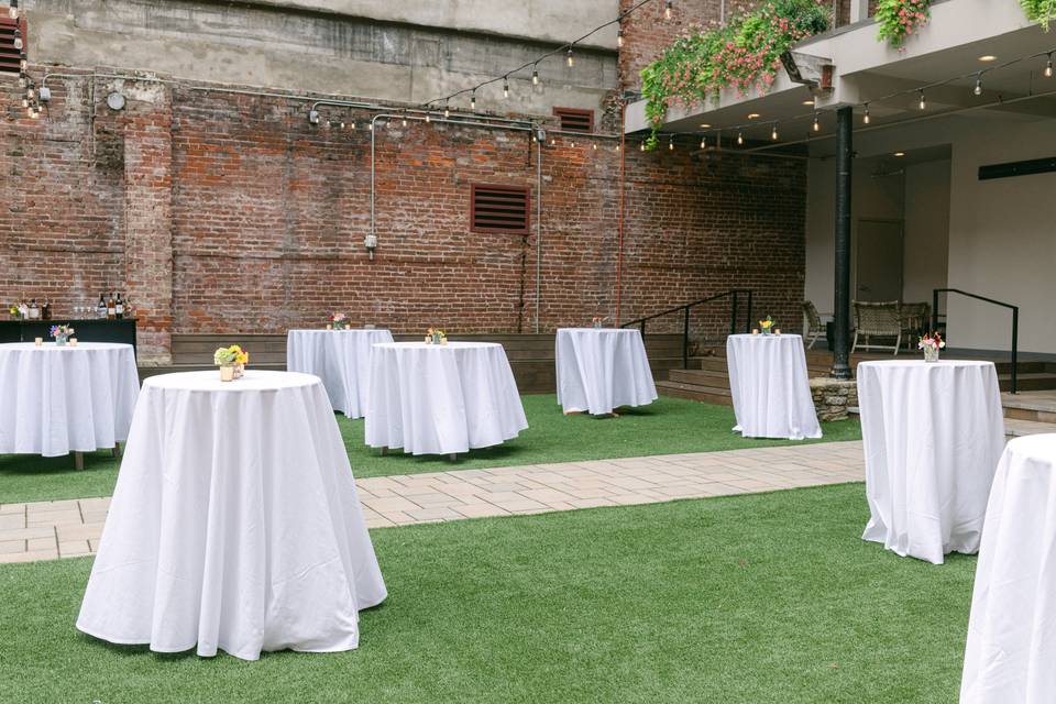 Lawn cocktail style reception