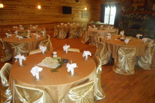 Gold reception tables