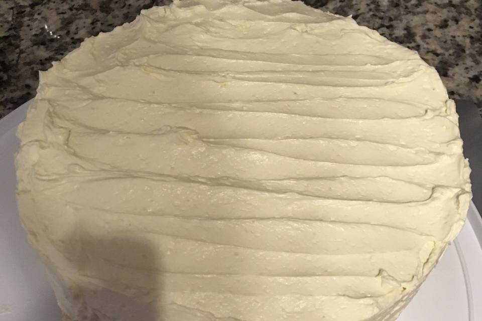 Tasty freestyle vanilla cake