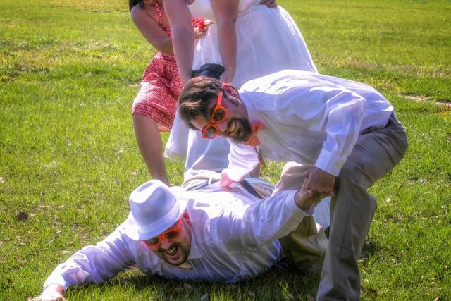 Drag the groom to the alter