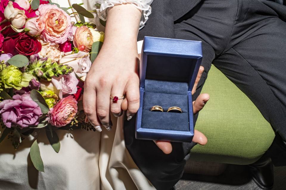 Rings and flowers