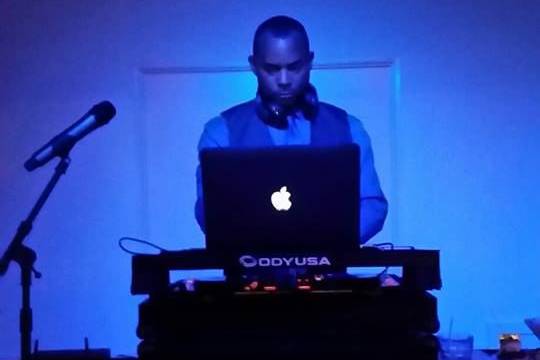 DJ Double V