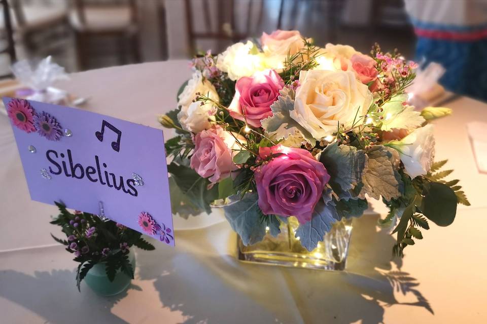 Centerpiece w/ Table Name Card