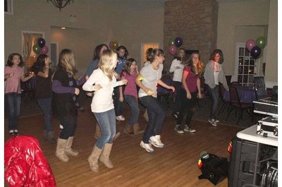 Teen Line dance (Cotton Eye Joe)