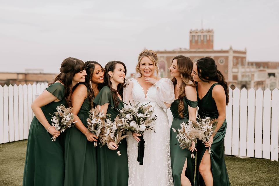 T + M Bridal bouquet