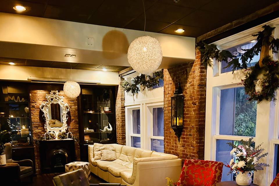 Decor Included!