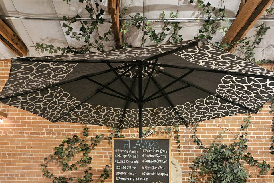 Classic Black & White set up