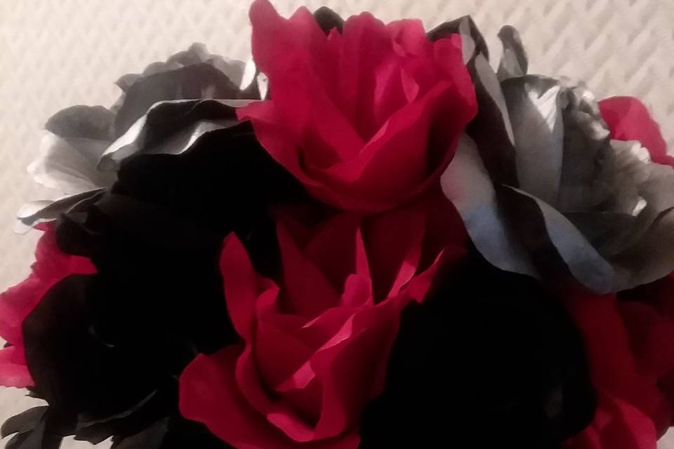 Custom Centerpieces
Designed with your color theme in mind