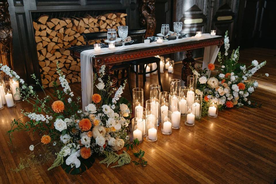 Sweetheart table