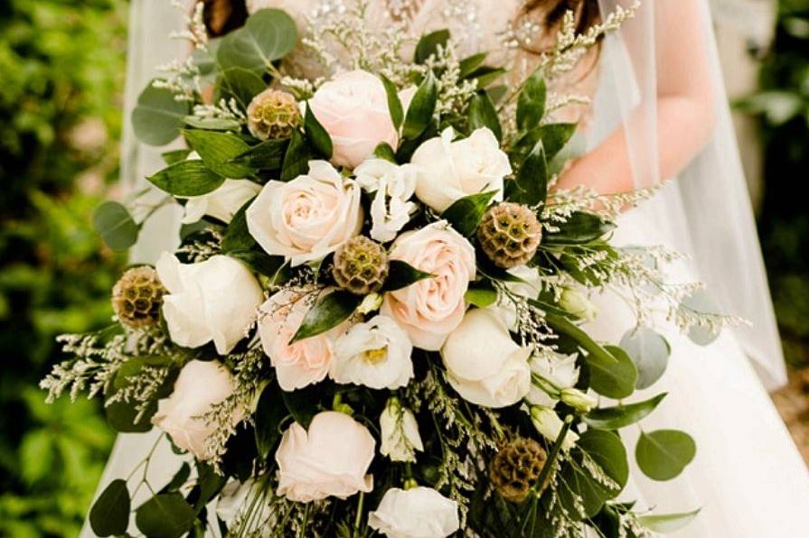 Cascading Bouquet