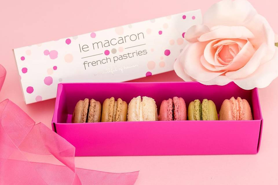 Le Macaron French Pastries