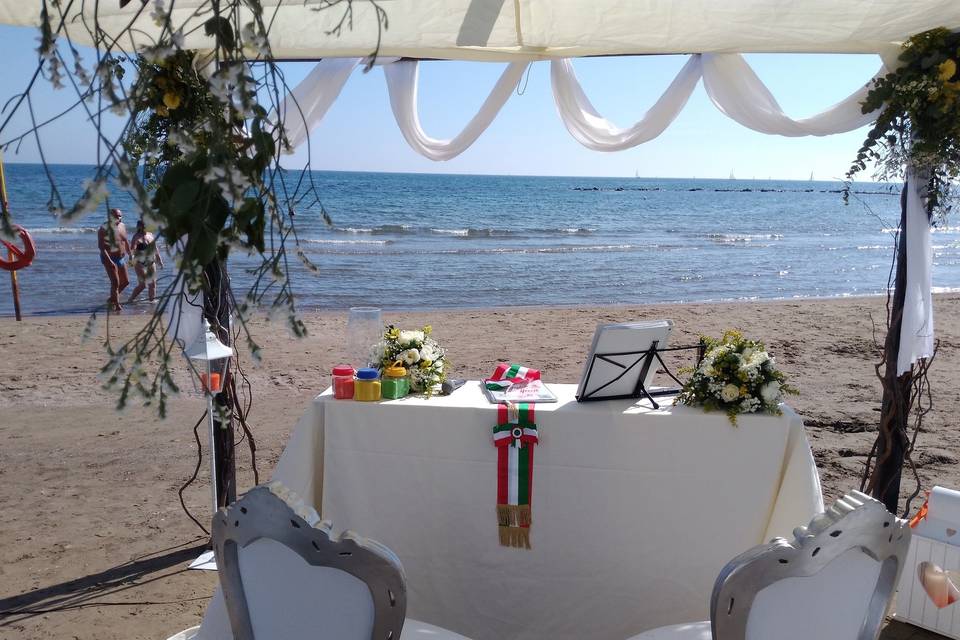 Nettuno Beach Wedding Day