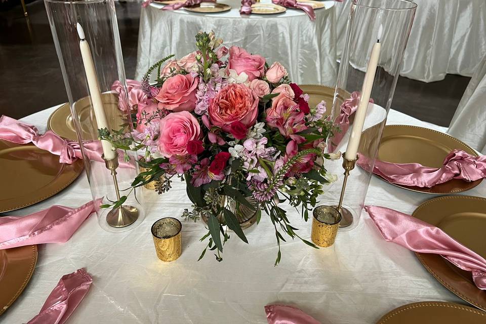 Elegant Tablescapes