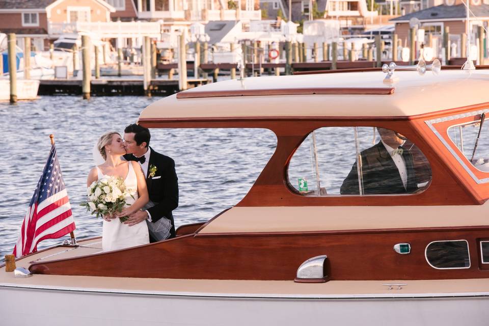 Courtney and Fred's special day was held at Bay Head Yacht Club. They had a perfect day on the water in Bay Head, New Jersey.