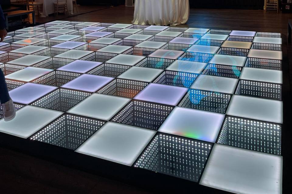 LED screen & dance floor