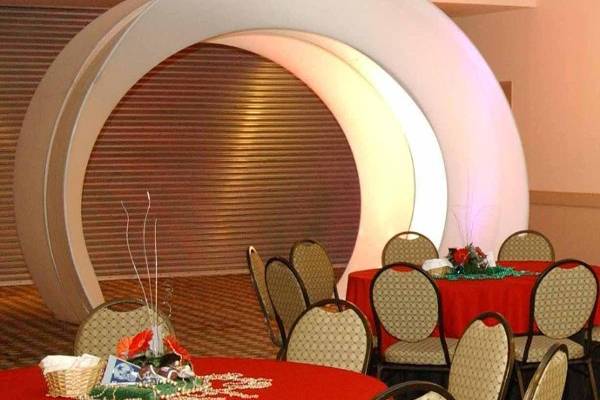 Stretchable Fabric Arch with lighting.