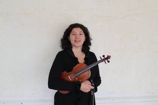 Amelia Muccia, Violinist