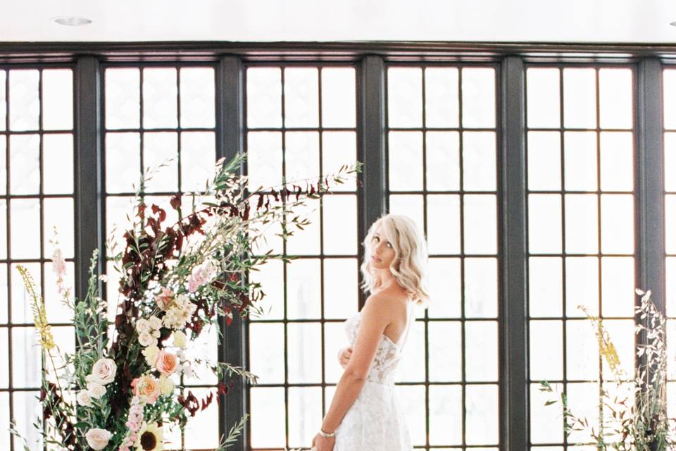 Indoor Nature wedding