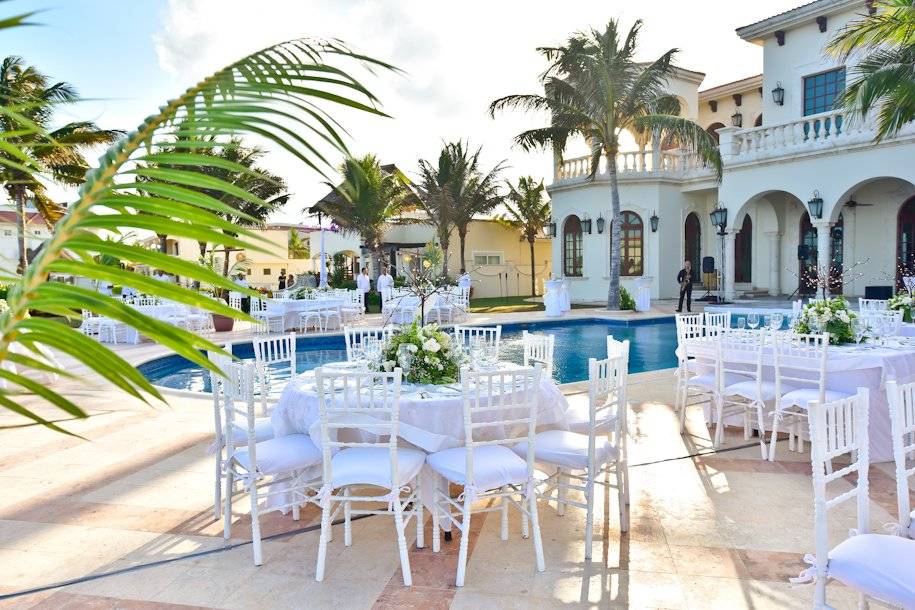 Reception poolside