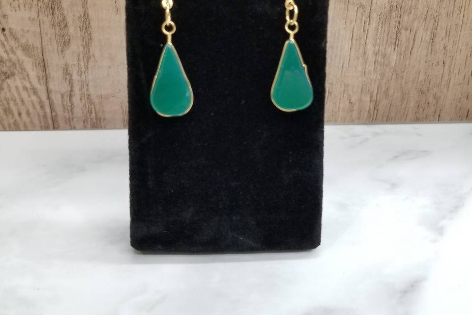 Quartz teardrop earrings