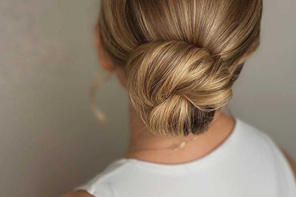 Modern bride