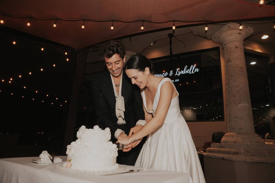 Cutting the cake