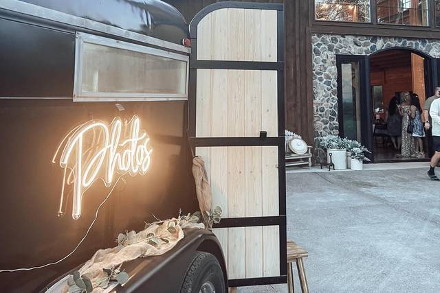 The Tipsy Mule mobile bar & photobooth co. - Photo Booth - Cle Elum, WA -  WeddingWire