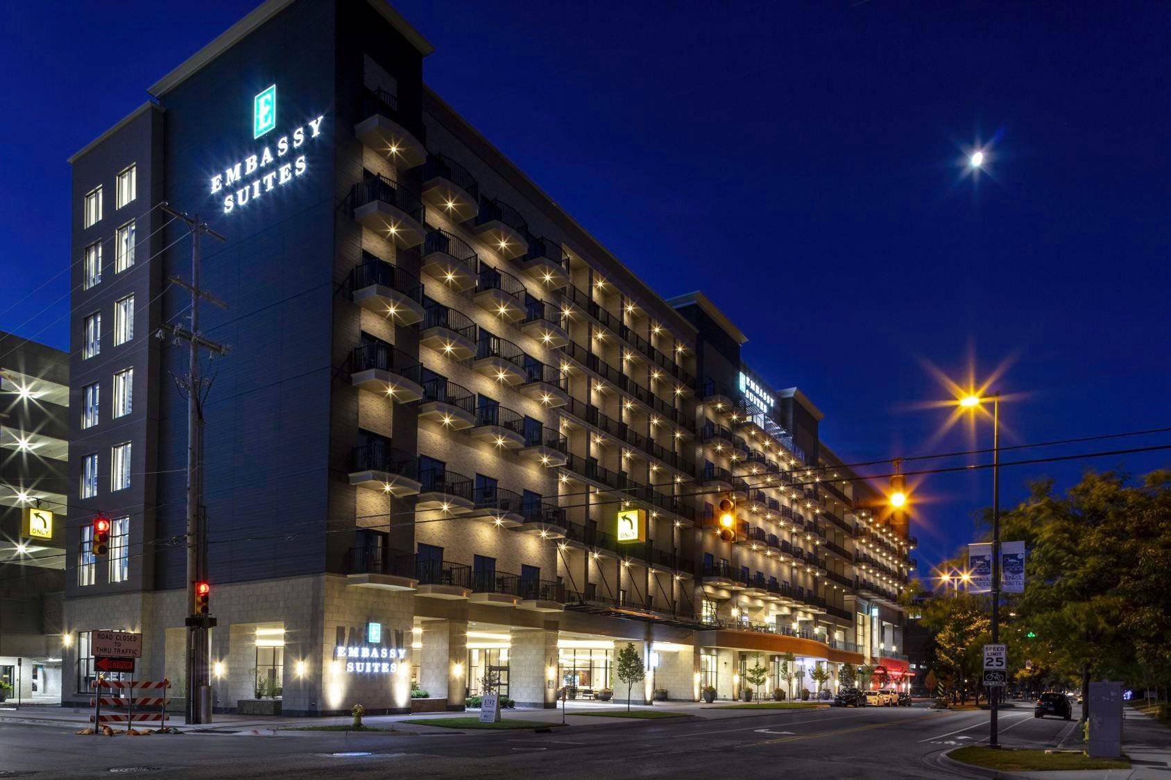 Embassy Suites Grand Rapids Downtown - Hotel Weddings - Grand Rapids, MI - WeddingWire