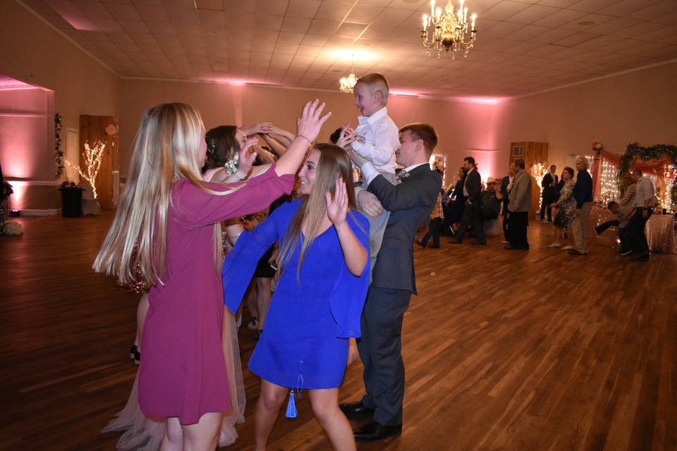 Grand March forming the tunnel