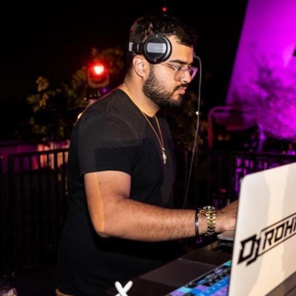 DJ  Rohit