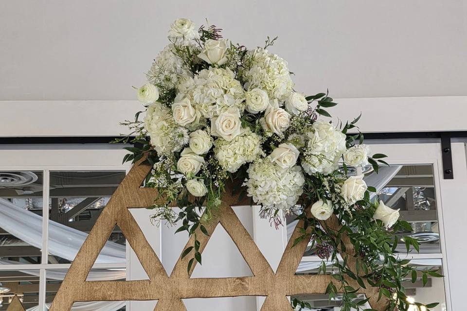Wedding arch at The Gala 417