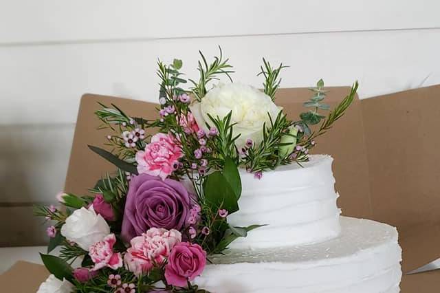 Florals on cake