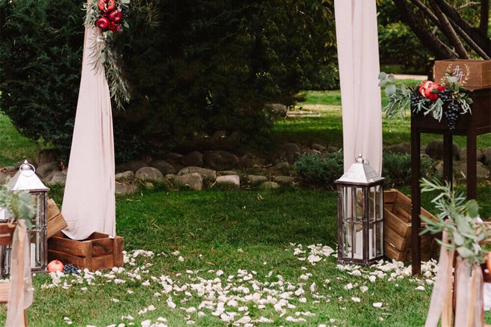 Wedding arch