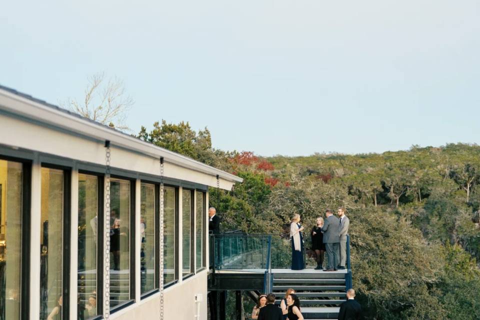 Grand walkway
