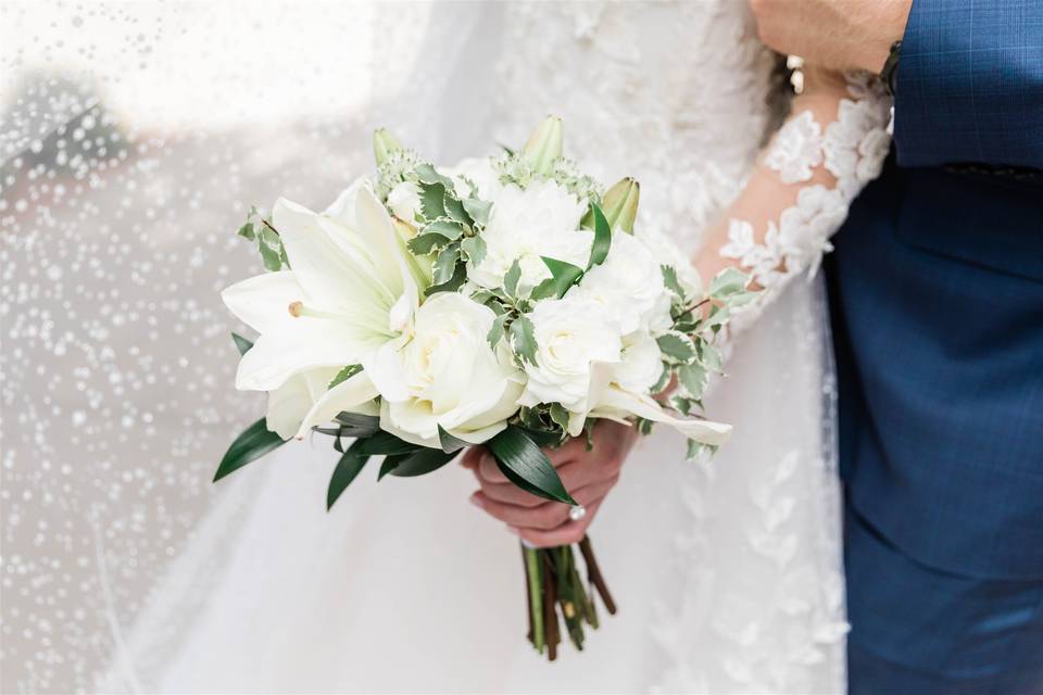 White bouquet