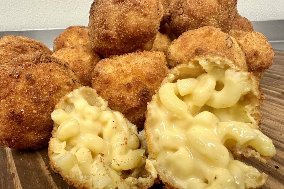 Mac and cheese balls