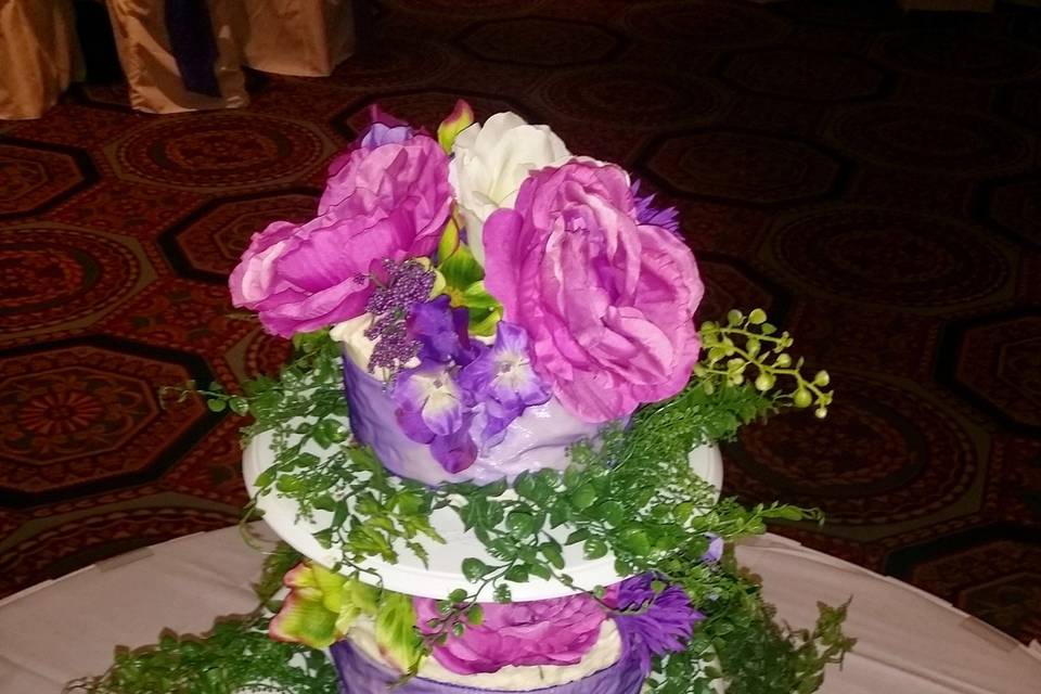 embellished Wedding cake