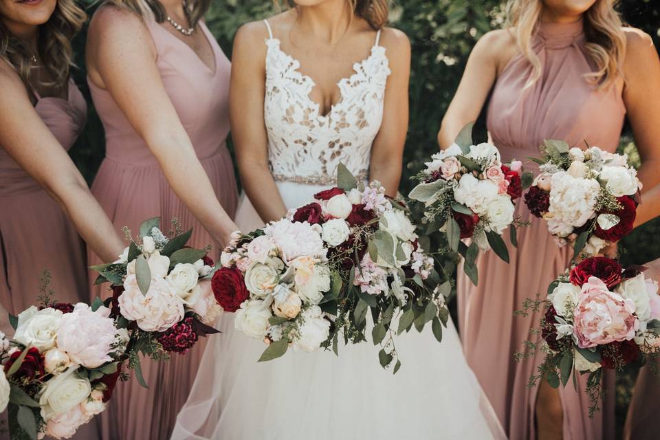 Bride and bridesmaids flowers