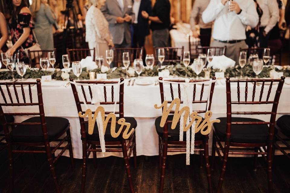 Newlyweds table