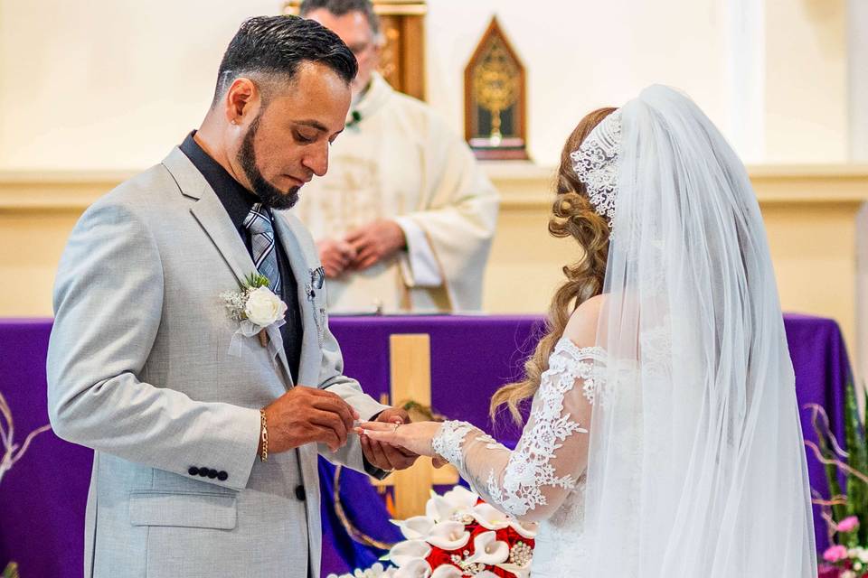 Wedding photo by Mario Jerez
