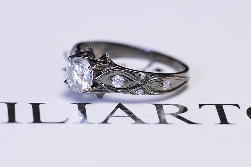 Giliarto engagement ring