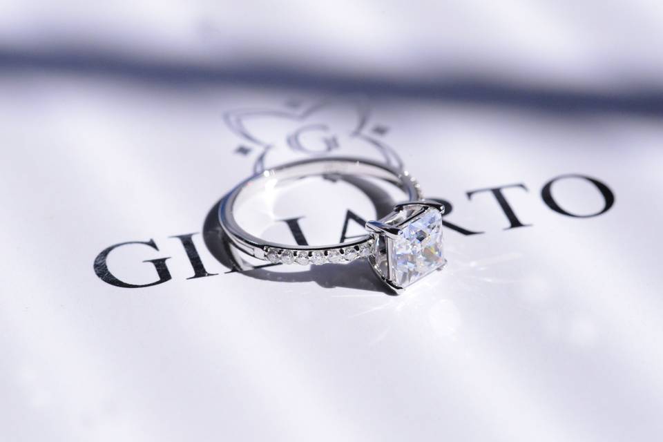 Giliarto engagement ring