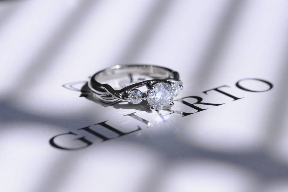 Giliarto engagement ring