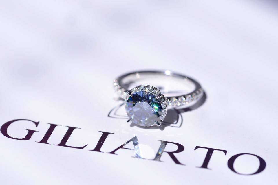 Giliarto engagement ring